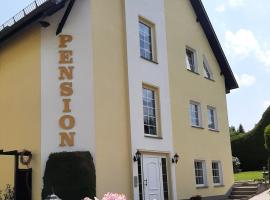 Gaststätte & Pension Jiedlitz，位于Burkau的酒店