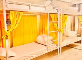 The Urban Mango Hotels，位于加姆布的青旅