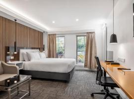 最佳西方白金汉国际酒店，位于穆拉宾的酒店