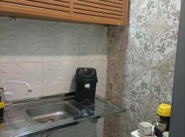 Flat aconchegante na maraponga，位于福塔莱萨的酒店