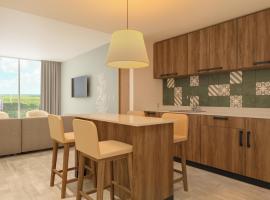 Hyatt Place Cancun Airport，位于坎昆的酒店