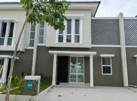 Golden Sleep Villa Tenayan Homestay Near Mal Pekanbaru