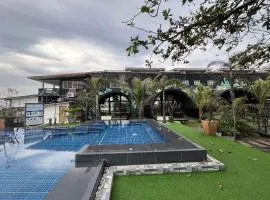 Funtasea Hotel and Beach Resort