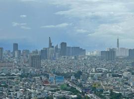 Realux Hotel，位于岑山的酒店