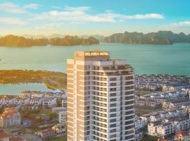 DeLaSea Ha Long Hotel - Modern Bayview Escape，位于下龙湾的酒店