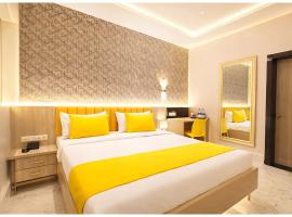 Hotel S-Swastik Residency Near Jagannath Temple and Sea Beach - Fully Air Conditioning Rooms - Free Wifi and Room Service - Best Premium Hotel In Puri，位于普里的酒店
