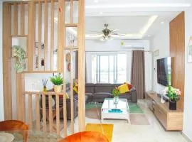 Serenity Haven 2BR-Pool Fast WiFi & AC with Netflix in Gated community