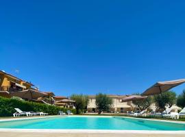 Le Naiadi Appartamenti，位于博尔塞纳的酒店