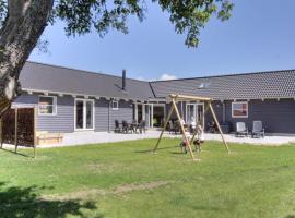 Villavilla #221 - Bagenkop, Fyn Og &Oslash;er，位于巴恩科普的带热水浴缸的酒店