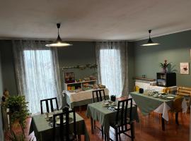 Affittacamere Lively，位于诺瓦拉的酒店