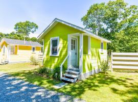 4 Min Drive to Bayside Beaches，位于伊斯特姆的酒店