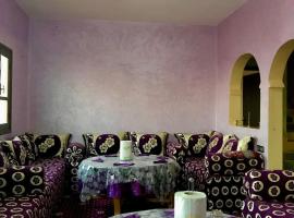 Adoir N'salh，位于提兹尼特的酒店