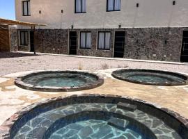 Aroma a Vi d Fiambalá，位于菲安巴拉的酒店