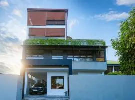 Blue Breeze Tangalle