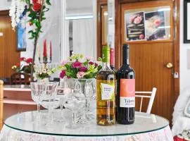 Alojamiento para Grupos y Empresas Hasta 14 Personas Ideal Equipos y Familias