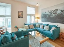 Saltburn Centre 3-Bed 3-Bath Apartment