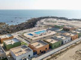 Roushan Resort，位于Mirbāţ的酒店