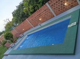 Don Valentín，位于Garupá的酒店