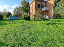 B & B Villa Eden，位于Volongo的酒店