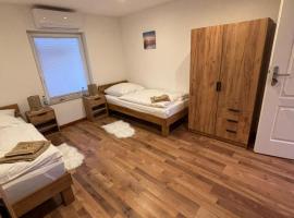 Schildetal Apartment 1，位于Camin的酒店