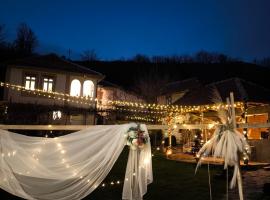 Vila Kruna，位于皮罗特的酒店