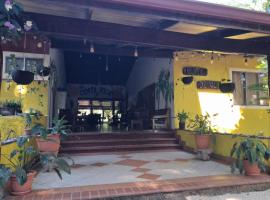 Lodge Barka Lounge，位于Jabilla的酒店