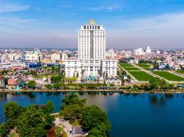Nam Cuong Nam Dinh Hotel，位于Nam Ðịnh的酒店