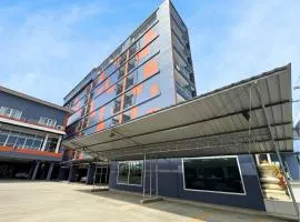 Family Hotel Khon Kaen - แฟมิลี่ โฮเทล ขอนแก่น