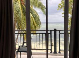 Alma Maldiva, Beach Hotel，位于Ariyaddu的酒店