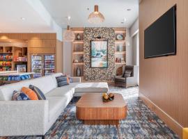 Cambria Hotel Pigeon Forge，位于鸽子谷的酒店