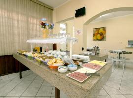 Hotel São Francisco，位于阿瓜斯迪林多亚的酒店