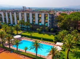 杜卡德斯特大酒店，位于蒂沃利泰尔梅的酒店