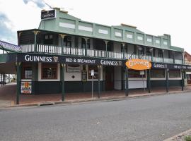 O'Dowds Hotel/Motel Rockhampton，位于洛坎普顿的酒店