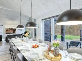 Villavilla 762 - Trams Am See, Deutschland