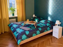 Hostel Oliwka - Metro Świętokrzyska，位于华沙的酒店