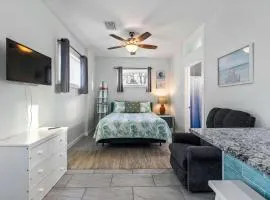 Davis Shores Suite l Mins to DNTN & Beach