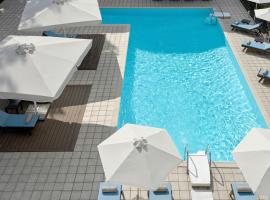 Kazaviti Hotel，位于普里诺斯的酒店