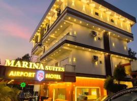 MARINA SUITES AIRPORT HOTEL，位于科钦的酒店