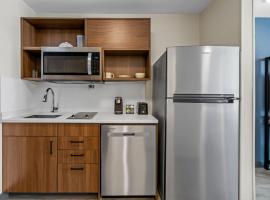 Everhome Suites Rochester Greece，位于罗切斯特的酒店