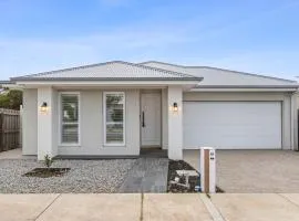 Luxe Coastal Retreat