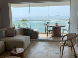 Departamento en Punta Hermosa frente al mar，位于蓬塔赫尔莫萨的酒店