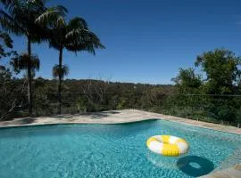 Garigal Retreat with Pool access and EV Station
