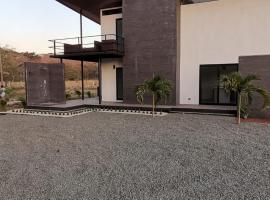 Playa Potrero，位于波特雷罗的酒店