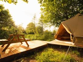 Glamping belltent in het groen，位于Zeewolde的酒店
