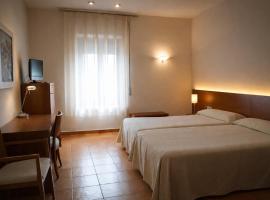 Hotel Santuari Balaguer，位于巴拉格尔的酒店
