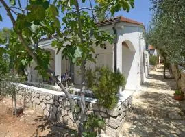 Holiday Home Gemütliches- familienfreundliches Steinhaus by Interhome