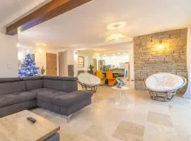 chambre avec salle de bain privative