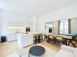Toison d'Or House 4