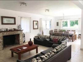 Quebracho Carilo，位于卡里罗的酒店