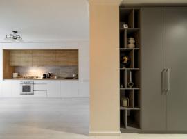 SkyHouse City View 1 5BR Apartment Enclosed Balcony - GrandStay，位于Codru的酒店